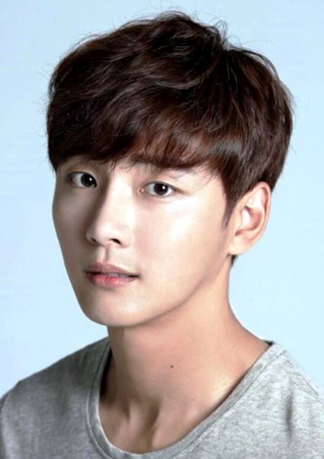 Yoon Shi-yoon