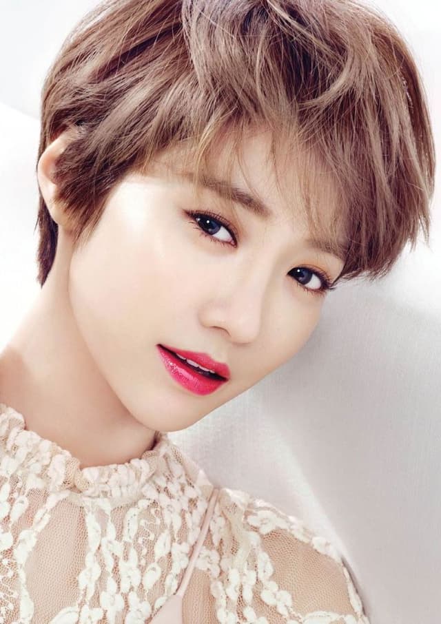 Go Joon-hee