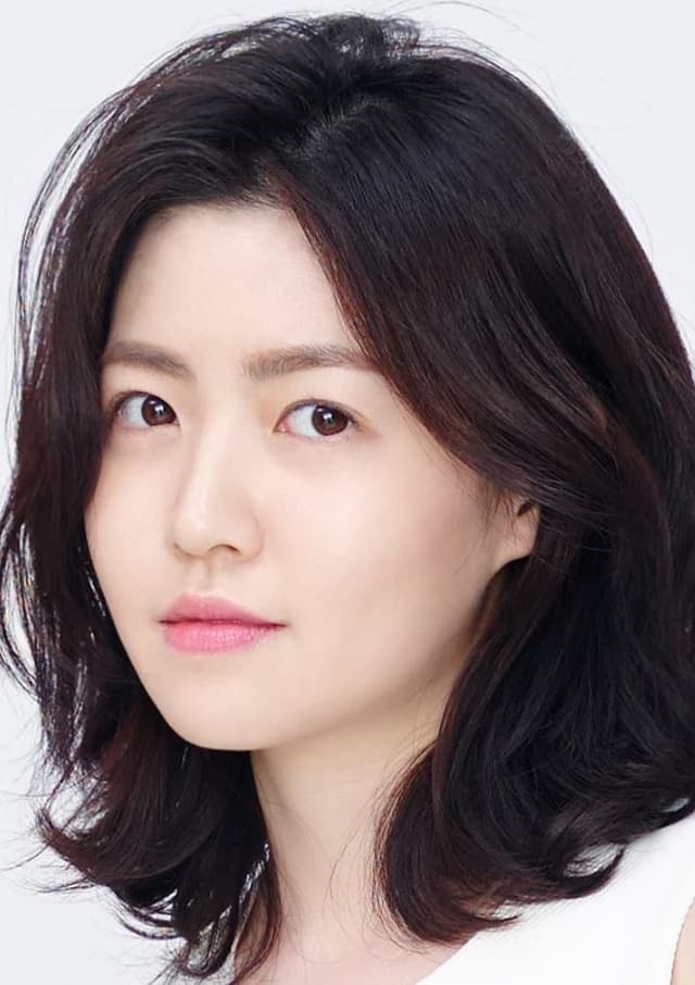 Shim Eun-kyung